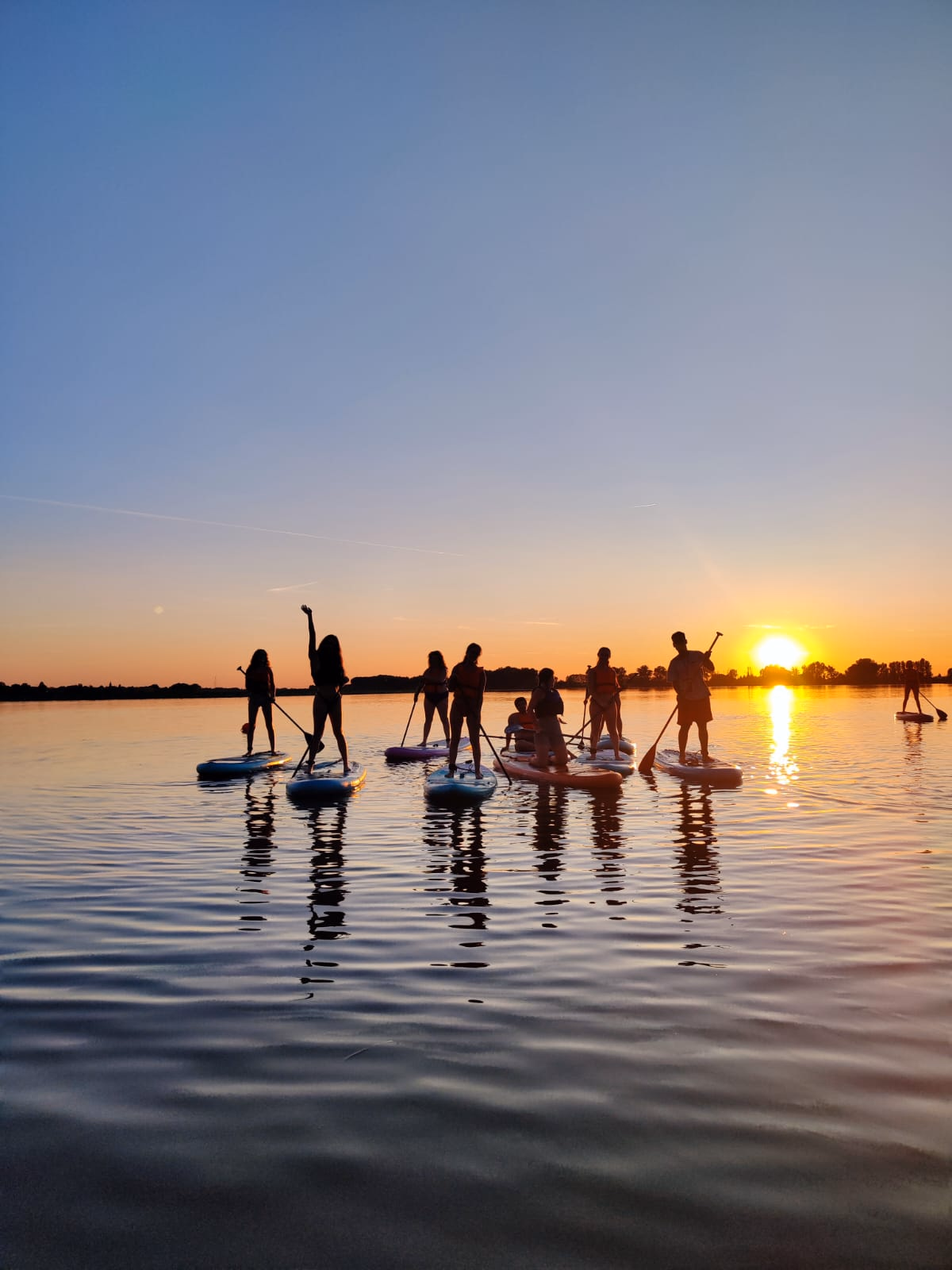 Tramonto in SUP tra i fiori di Loto