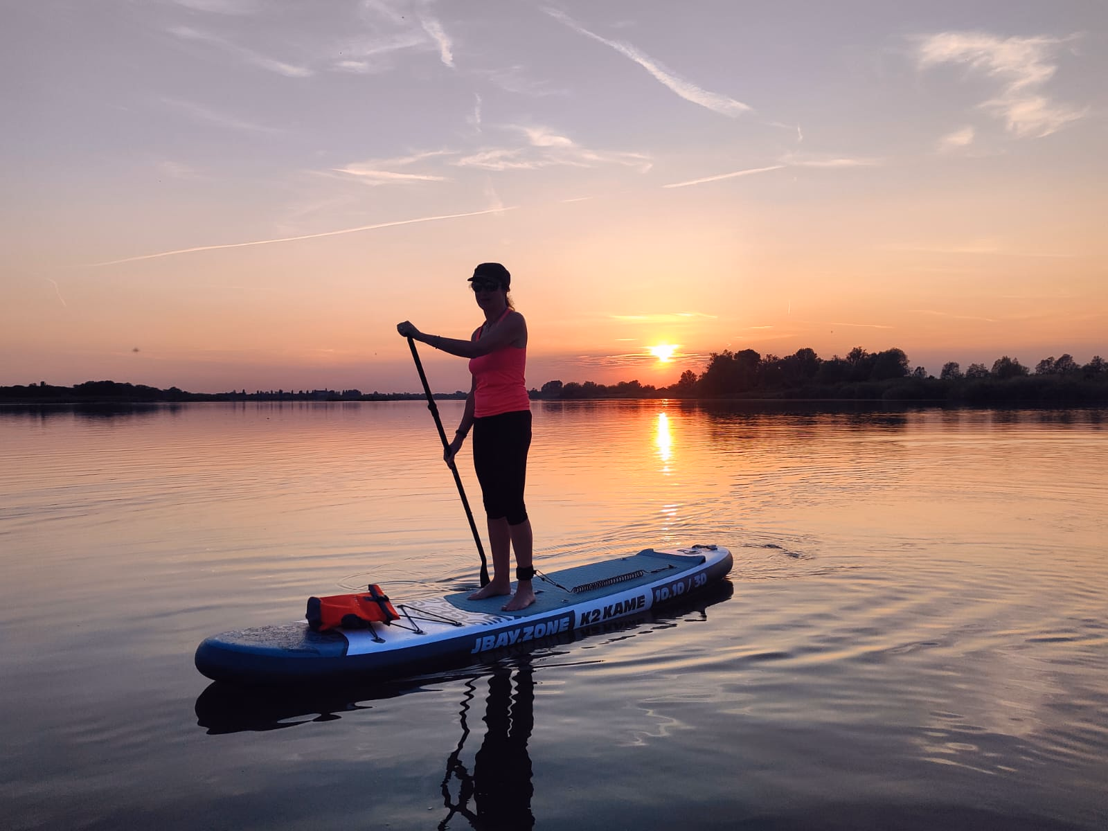 Tramonto in SUP tra i fiori di Loto